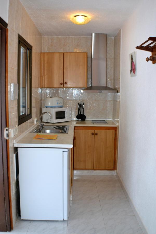 Apartamentos Isabel ปลายามิจอร์น ภายนอก รูปภาพ